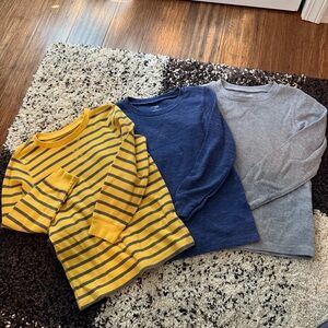 Set of 3 long sleeve shirts, boys size 6.